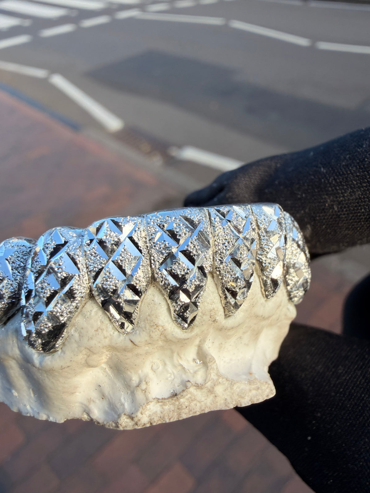 Bottom 8 Diamond Dust Cuts — Custom Diamond Grillz
