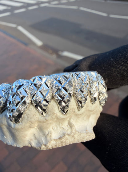 Bottom 8 Diamond Dust Cuts — Custom Diamond Grillz