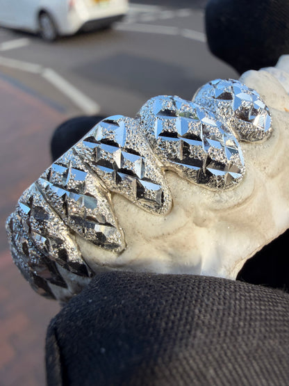 Bottom 8 Diamond Dust Cuts — Custom Diamond Grillz